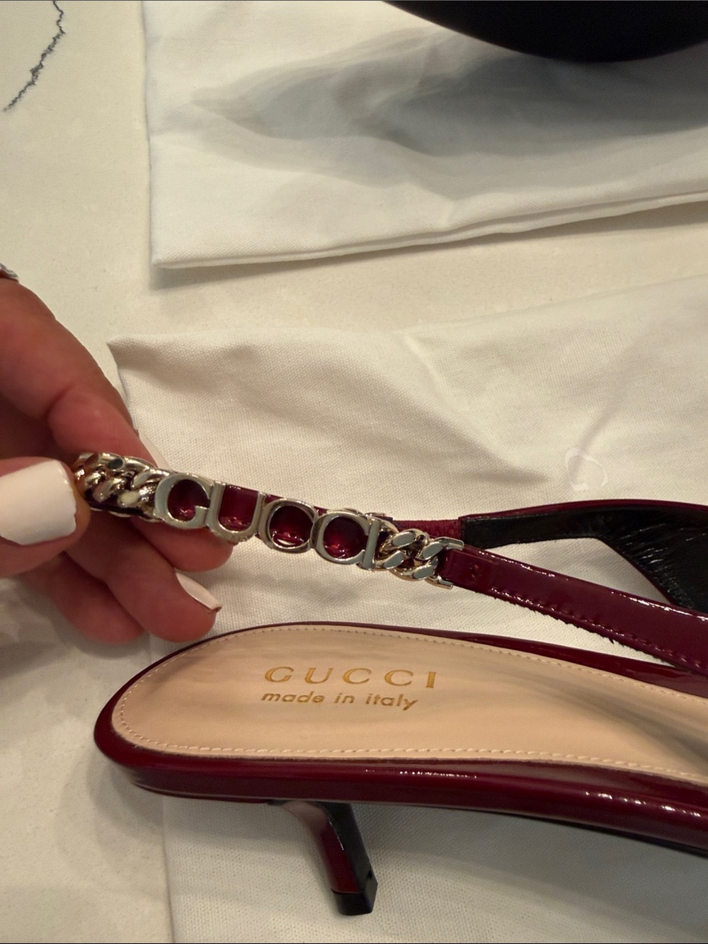 Gucci Burgundy Patent Leather Slingback Mumps with Chain Strap - Picture 3 of 3